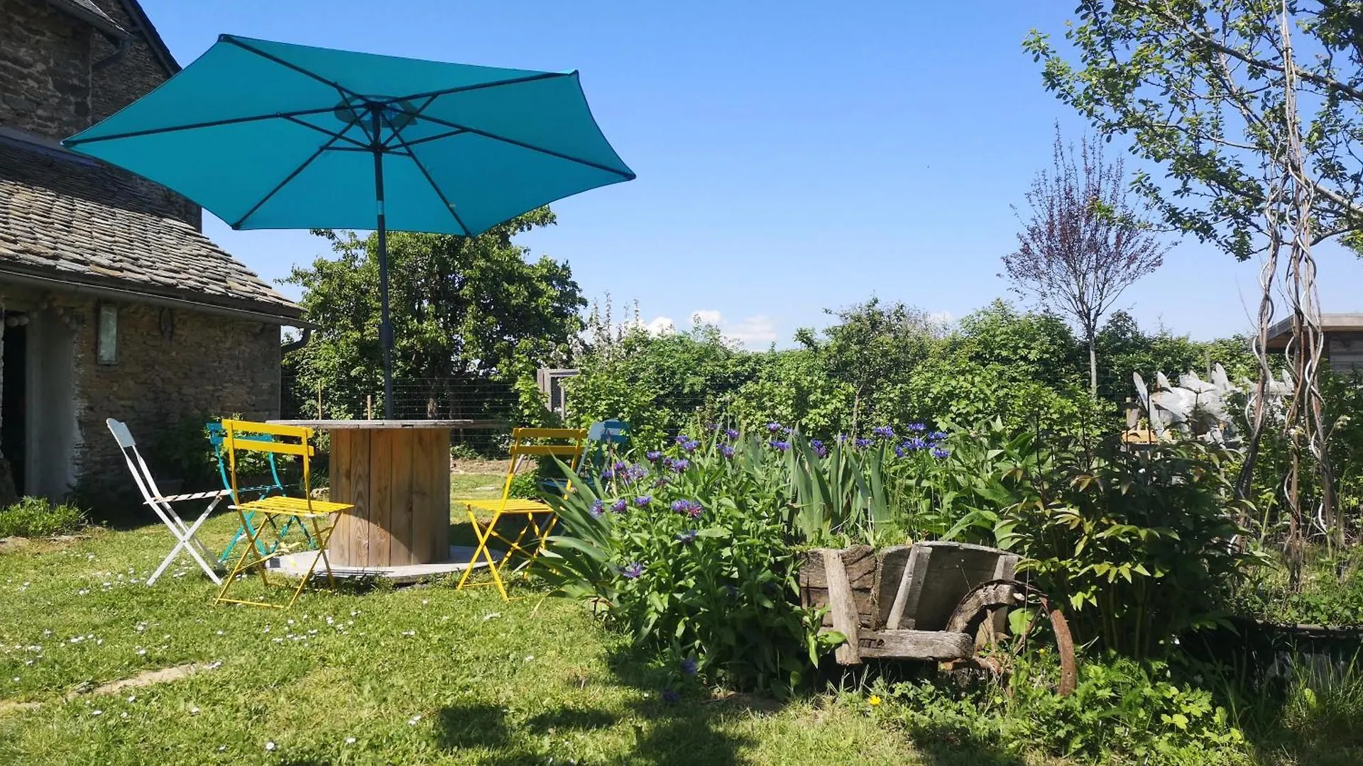La Maison Mescladis Manhac Frankrike